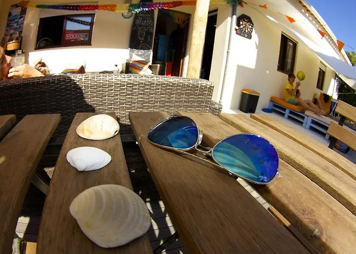 Хостел Oporto Surf Camp *