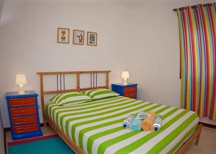 Hostel Oporto Surf Camp