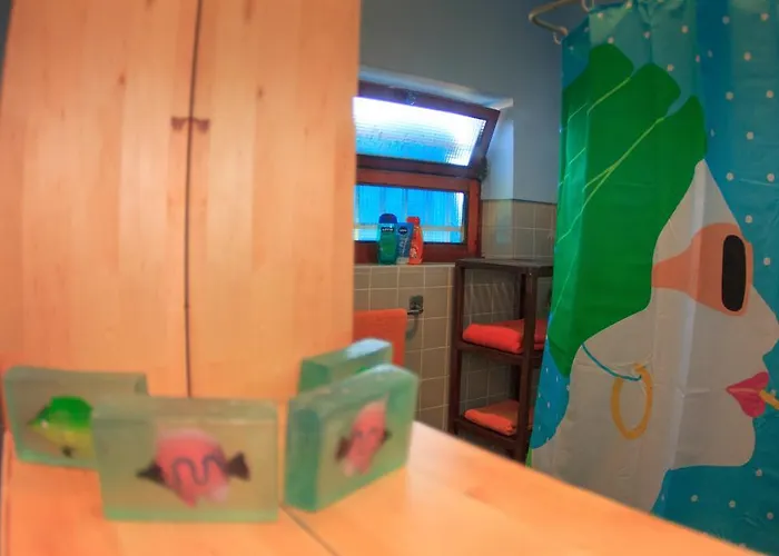 Hostel Oporto Surf Camp